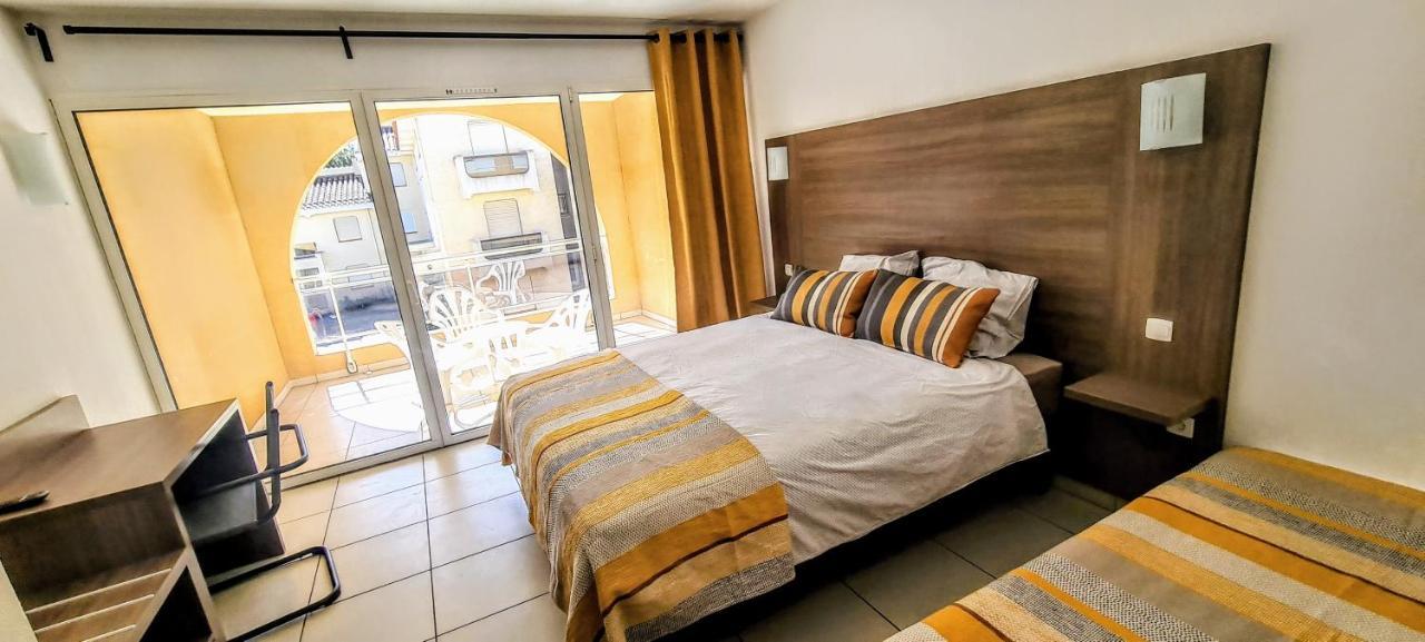 ארגלס-סור-מר Hotel Le Maritime מראה חיצוני תמונה