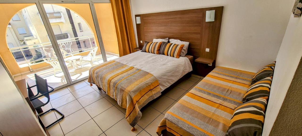 ארגלס-סור-מר Hotel Le Maritime מראה חיצוני תמונה